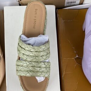 Sun + Stone Women's Woven Green Sandals
